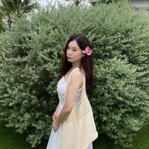 Meet your Posher, Ngân